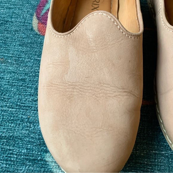 Charix • slip ons in safari suede - Picture 8 of 10